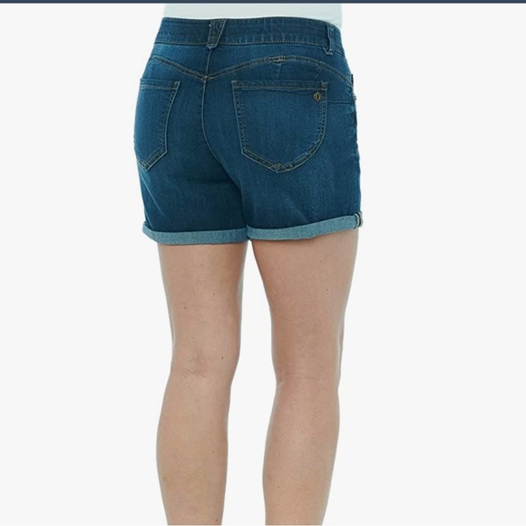 Democracy “Ab"solution® Cuffed Hem Shorts - Picture 2 of 11